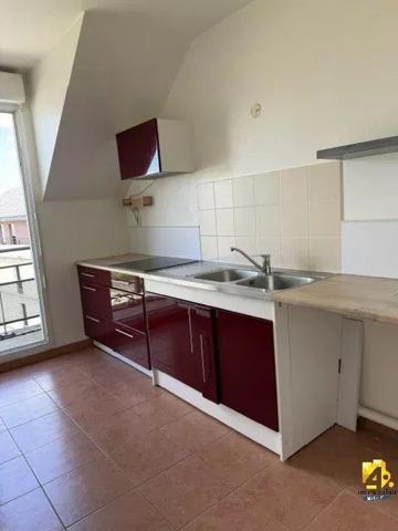 MARGNY-lès-COMPIEGNE APPART 2P Balcon