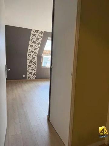 MARGNY-lès-COMPIEGNE APPART 2P Balcon