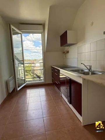 MARGNY-lès-COMPIEGNE APPART 2P Balcon
