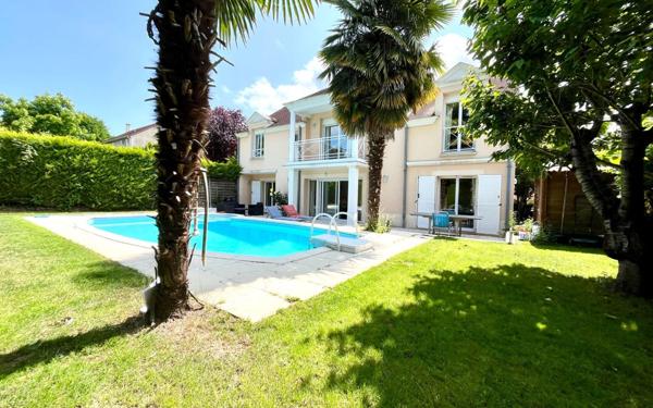 Maison à vendre    9 pièces •  Soisy-sous-Montmorency