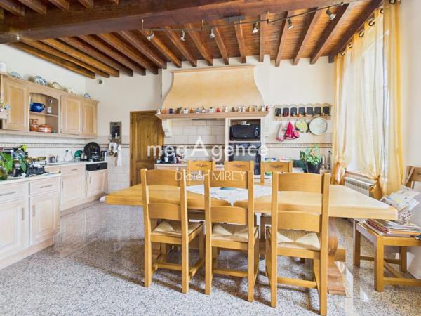 Maison à BERCENAY-EN-OTHE, 10190 - 8 pièces 268m²