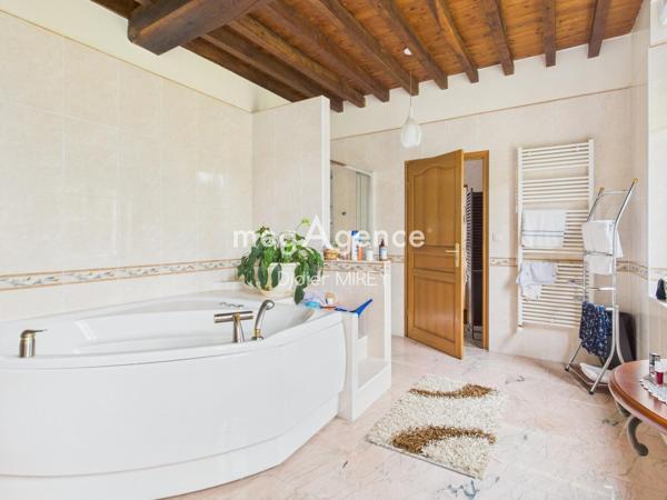 Maison à BERCENAY-EN-OTHE, 10190 - 8 pièces 268m²