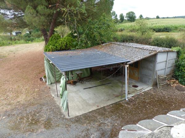 Maison à vendre 9 pièces GOURGE (79) Terrain 6120 m²