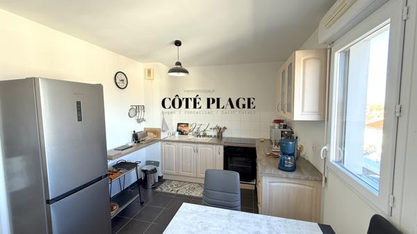 CENTRE-VILLE ROYAN - T2 LOUÉ - PARKING ET CAVE - AU PRIX DE 229 000 € FAI