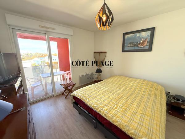 CENTRE-VILLE ROYAN - T2 LOUÉ - PARKING ET CAVE - AU PRIX DE 229 000 € FAI