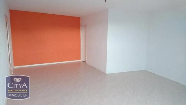 Appartement à louer 2 pièces 61.65m² Valenciennes (59300)