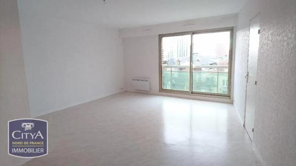 Appartement à louer 2 pièces 61.65m² Valenciennes (59300)