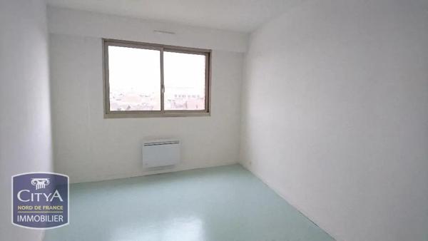 Appartement à louer 2 pièces 61.65m² Valenciennes (59300)