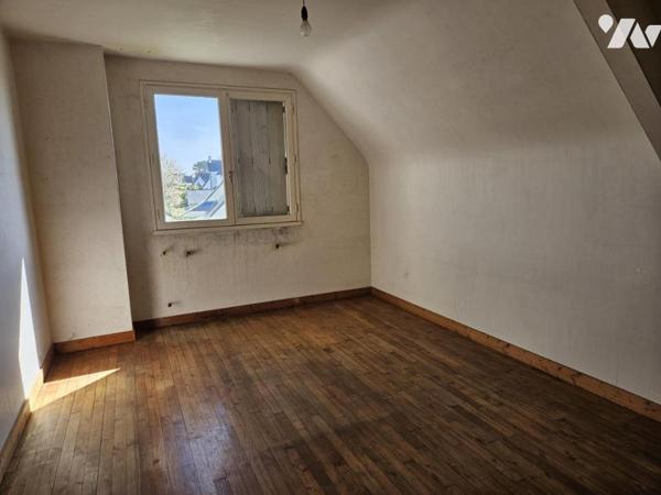 Maison bien placée, plein centre bourg et au calme