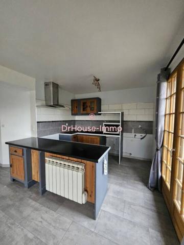 Maison à louer 9 pièces de 140 m²