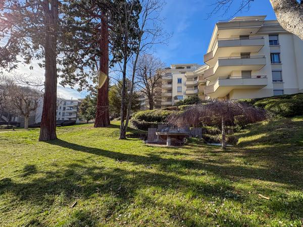 Appartement T3 84m² avec terrasse de 14m²