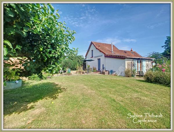 Dpt Maine-et-Loire (49) à vendre Noyant maison 4 pièces (129 m2) + gîte 3 pièces (77 m2) - Terrain : 6122 m2