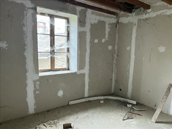 Maison à vendre |  Dournazac |  6 pièces | 148 m²