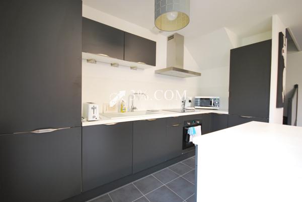 Maison 83 m2 3 chambres 2 places de stationnement comines (59560)