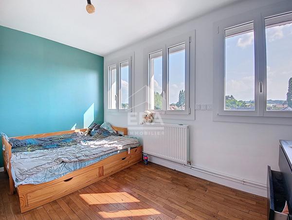 À vendre  Belle maison familiale de 117m2 sur grand terrain de 832 m² à Chaumontel