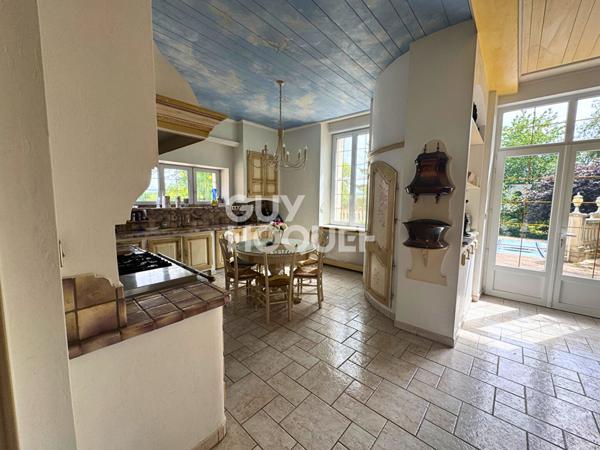 Maison de maître + maison secondaire Sornay