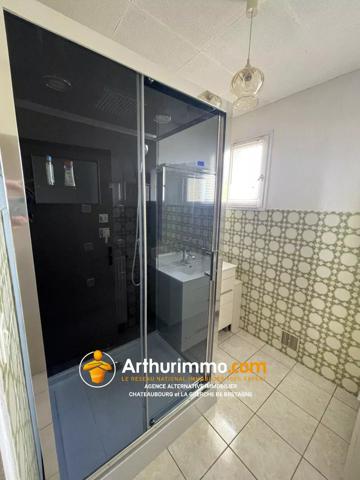 Vente Maison 6 pièces 115 m2 à Châteaubourg