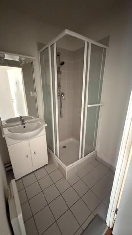 Appartement T4 avec terrasse et deux parkings - Secteur Ouest de Rouen