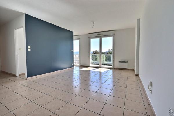 Les 4 Routes - Appartement T3 - Balcon - Parking
