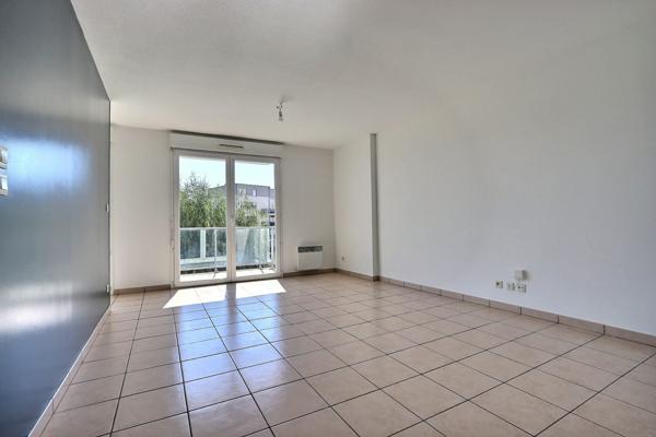 Les 4 Routes - Appartement T3 - Balcon - Parking