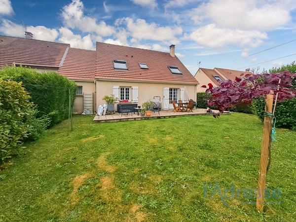 Maison Familiale à Egly, 8 pièces, 150 m2, 4 chambres, bureau/dressing et garage