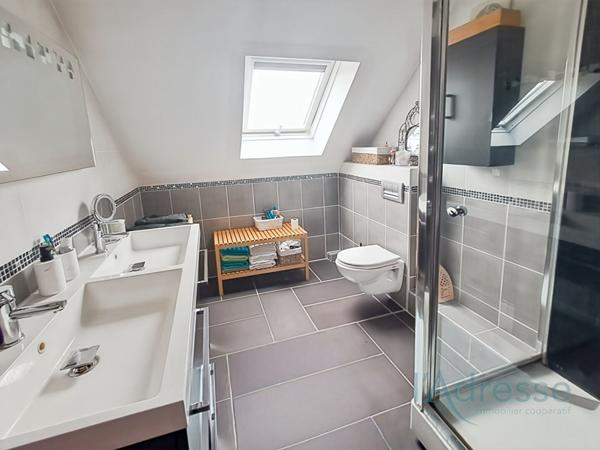 Maison Familiale à Egly, 8 pièces, 150 m2, 4 chambres, bureau/dressing et garage