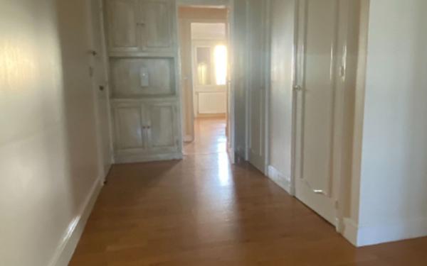 Appartement à louer    4 pièces • 89,05 m2 La Varenne - Saint-Maur-des-Fossés