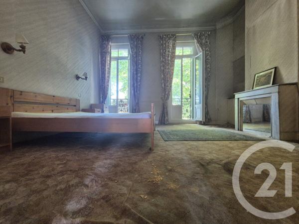 Appartement F5 à vendre  5 pièces - 120 m2 SALON DE PROVENCE - 13