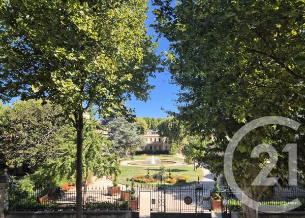 Appartement F5 à vendre  5 pièces - 120 m2 SALON DE PROVENCE - 13