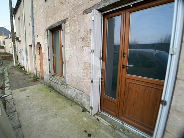 APPARTEMENT T2 MEUBLE A LOUER - BLOIS - QUARTIER VIENNE, PROCHE TOUTES COMMODITÉS, COURETTE EXTERIEURE
