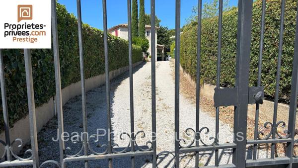 Villa La Cadiere d'Azur 6 pièce(s) 150 m2