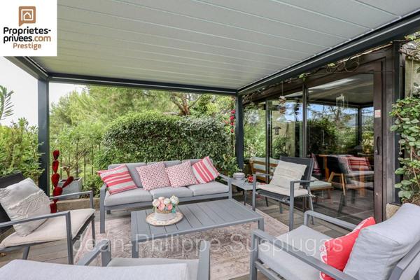 Villa La Cadiere d'Azur 6 pièce(s) 150 m2