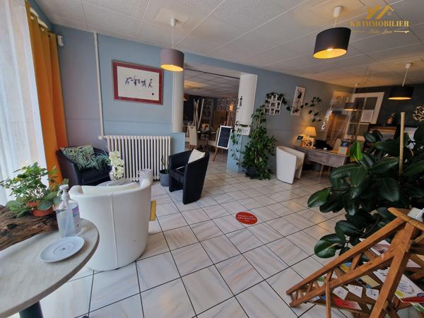 Restaurant, bar à vendre, 193 m² 37 places - Charmes-sur-Rhône 07800