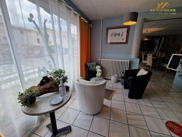 Restaurant, bar à vendre, 193 m² 37 places - Charmes-sur-Rhône 07800