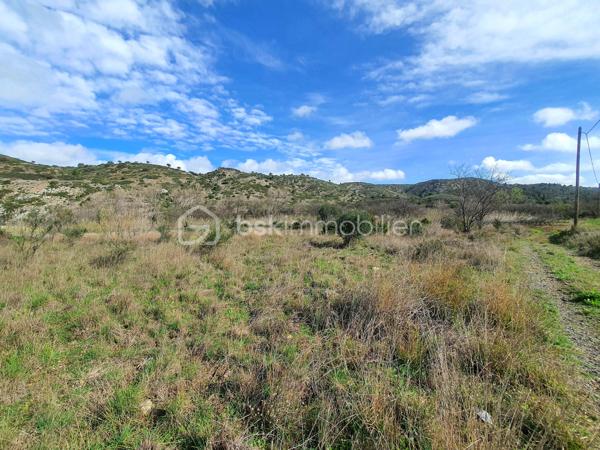 Terrain de 4 760 m²