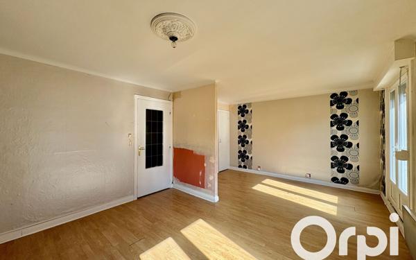 Appartement à vendre    1 pièce • 40 m2 Calais