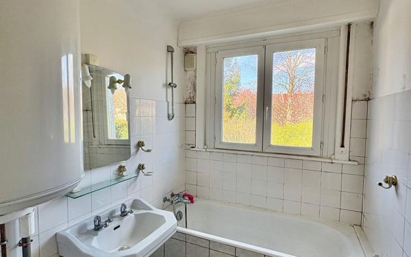 Appartement à vendre    1 pièce • 40 m2 Calais