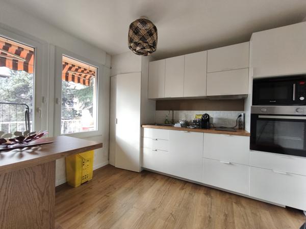 Nîmes (30000) Appartement T3 de 58m2 avec balcon de 10m2