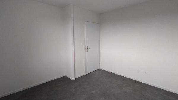 Maison à louer 4 pièces 79.27m²