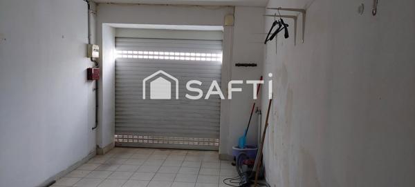 Très belle bâtisse, 5 chambres, garage