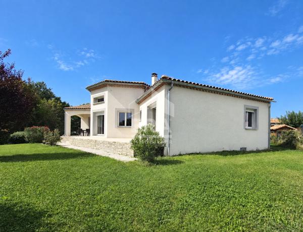 Maison Laragne-Motéglin contruction récente plain pied 3 chambres
