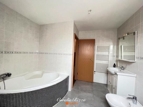 MAISON 6 PIECES - FAULQUEMONT