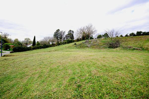 TERRAIN 1287m2 ORTHEVIELLE