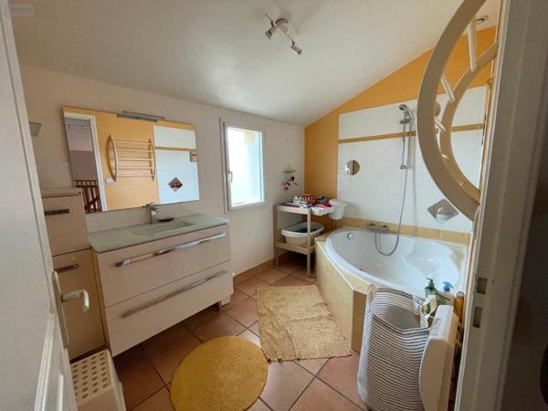 Villa à vendre à Saint-Léger-les-Vignes en Loire-Atlantique (44710), ref :