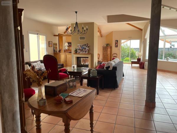 Villa à vendre à Saint-Léger-les-Vignes en Loire-Atlantique (44710), ref :