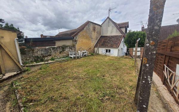 Maison à louer    3 pièces • 56 m2 Ceton