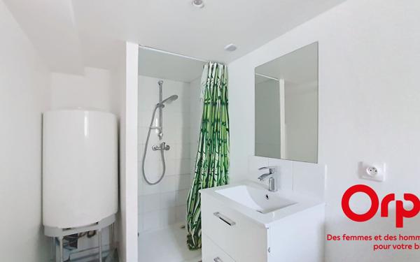 Maison à louer    3 pièces • 56 m2 Ceton