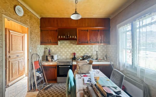 Maison à vendre    5 pièces •  Châteauneuf-les-Martigues