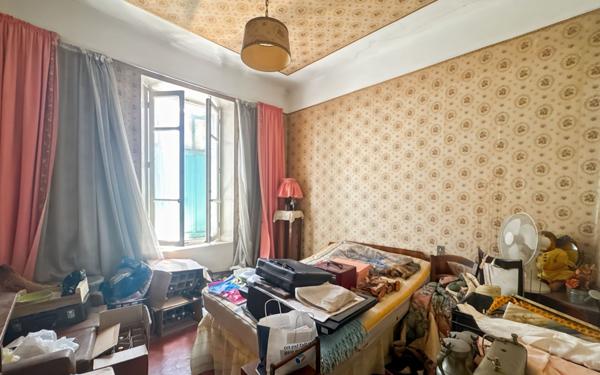 Maison à vendre    5 pièces •  Châteauneuf-les-Martigues