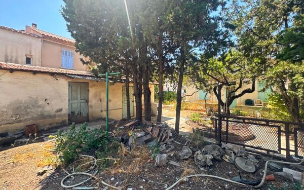 Maison à vendre    5 pièces •  Châteauneuf-les-Martigues